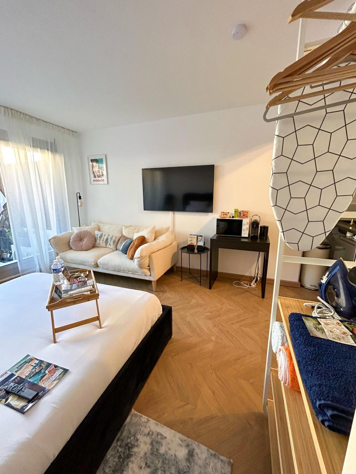 Monaco Cap D'Ail Studio & Jardin 카프다일 외부 사진